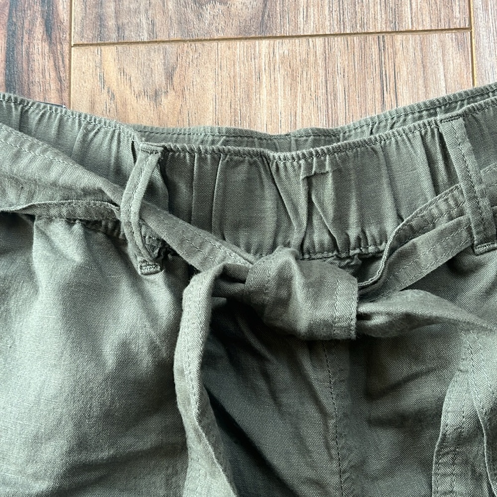 Eddie Bauer Linen Shorts - Picture 2 of 4